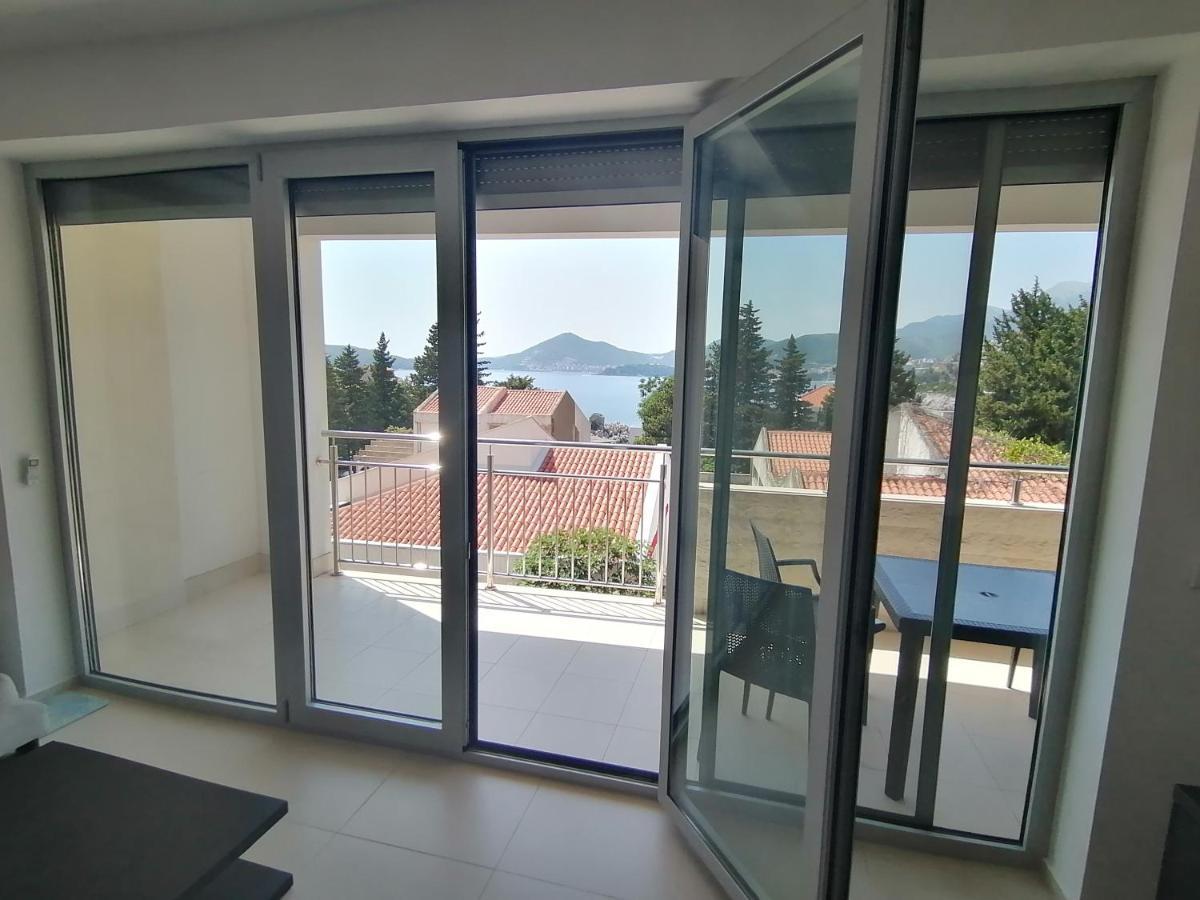 Apartman Sara Pržno Eksteriør bilde
