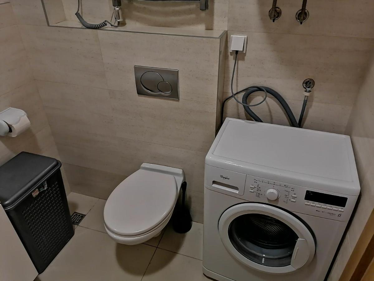 Apartman Sara Pržno Eksteriør bilde