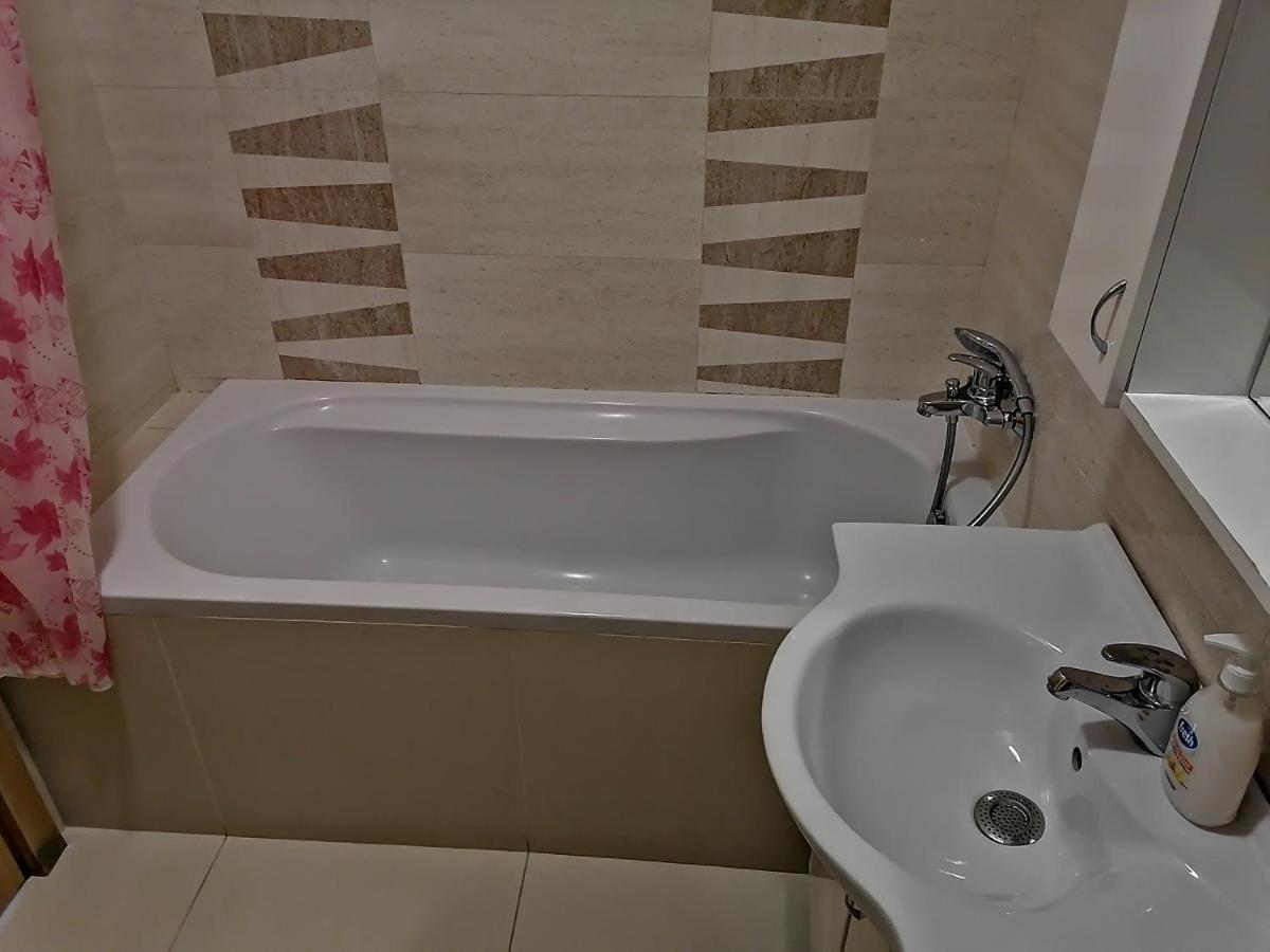 Apartman Sara Pržno Eksteriør bilde